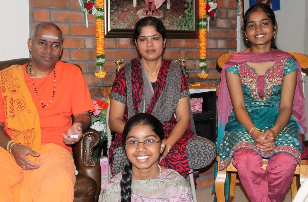 100-Devotee Experiences ~ Srinivas Shastry and Padma Gandluru, Mysore